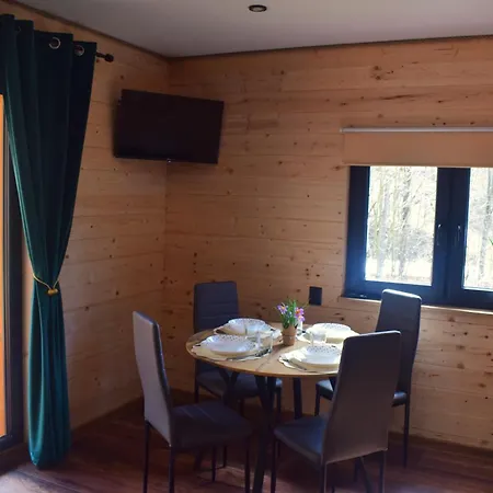 W Zielonej Dolinie Hébergement de vacances Golaczow